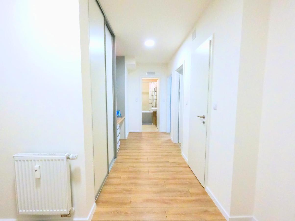 Brand New Apartment By Hockey Stadium Bratislava Exteriör bild