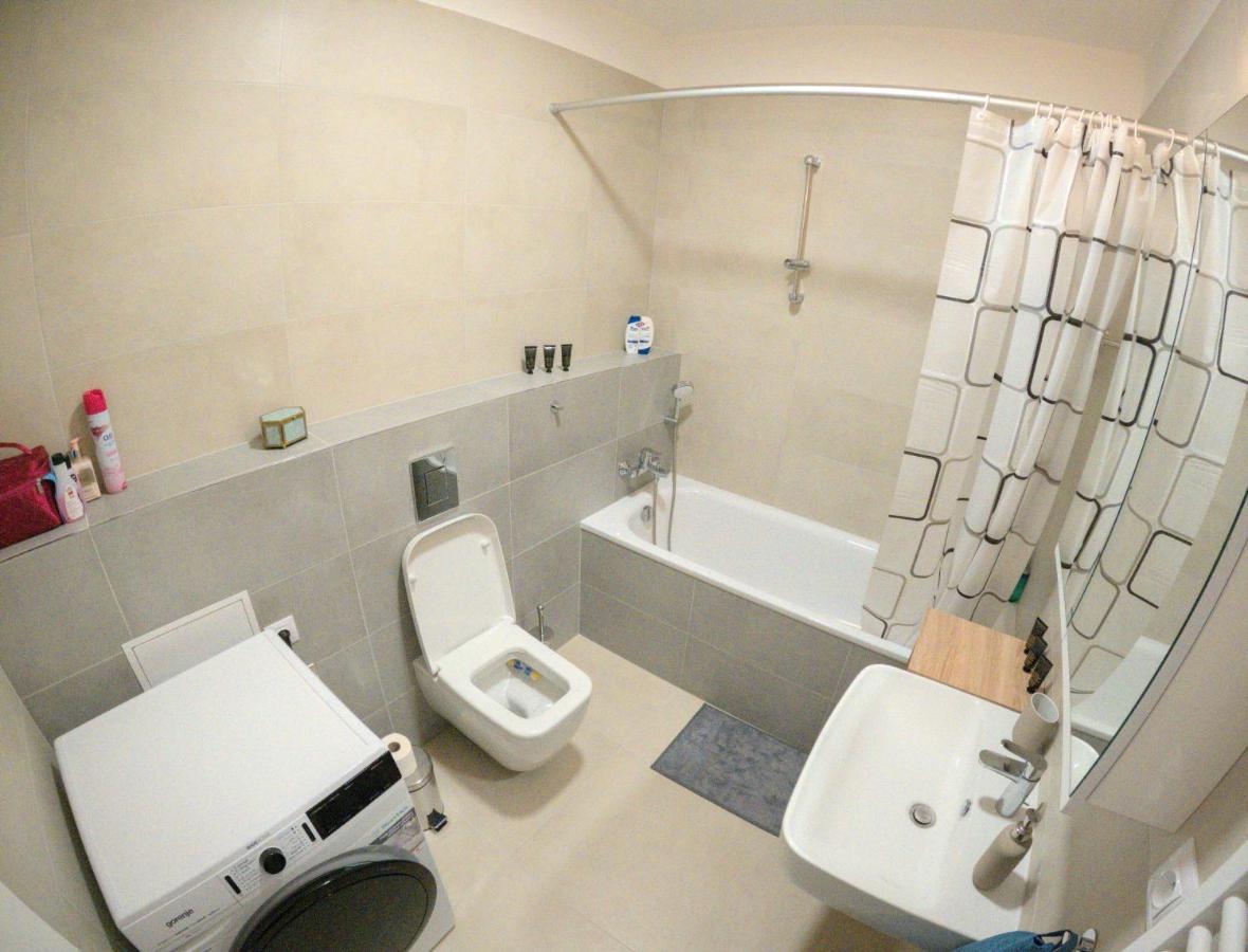 Brand New Apartment By Hockey Stadium Bratislava Exteriör bild